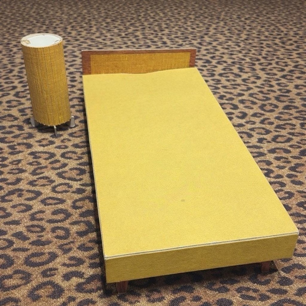 Barbie Dreamhouse 1962 Side Table & Bed MCM Furniture Yellow Good Condition VTG